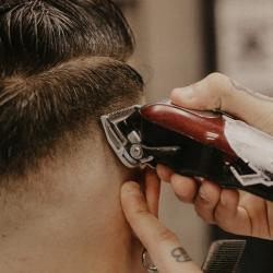 Sharp clipper blade cutting hair